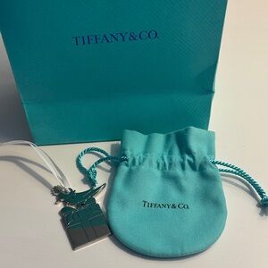 Tiffany & co silver color metal bird ornament